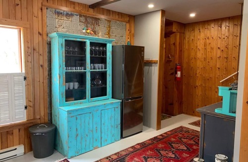 Granville Ferry Apartment | Former Shoemaker Studio on the Annapolis River