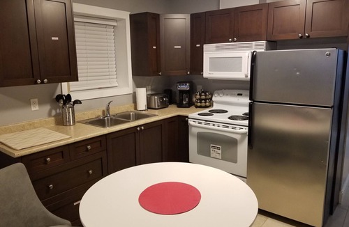 Guildford House | Fraser Heights 3 Br Basement Suite Surrey