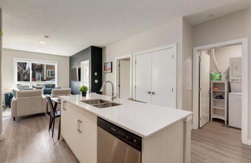 Shaganappi Apartment | Free Parking, Close to Downtown, Pet Friendly