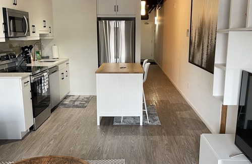 Exchange District Condo | FREE PARKING NY Style Condo in Exchange District