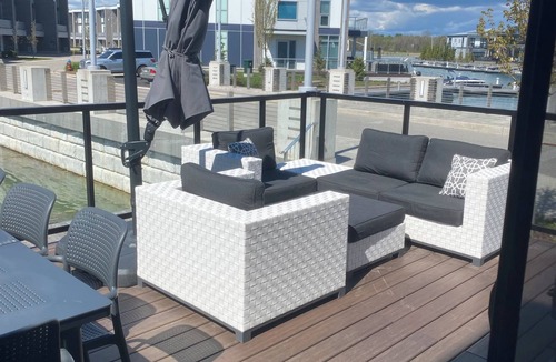 Innisfil House | Friday Harbour Luxury Resort, come enjoy luxury living at the harbour.
