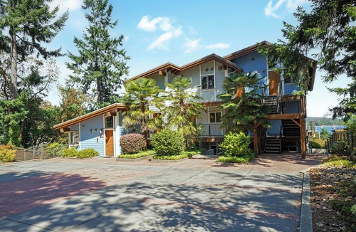 Ganges Condo | Full Condo - 2bdrm - 2 bath on Salt Spring Island. Minutes to Ganges - Unit 101
