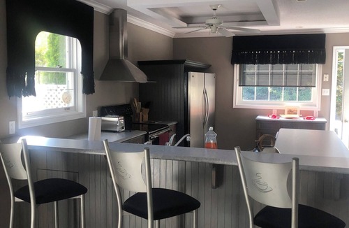 Cape Breton Regional Municipality House | Full Guesthouse near Lake and Mountain