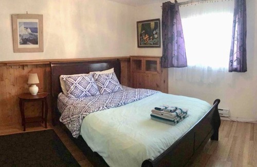 Lillooet House | Full House 2 bed, 1 bath, fenced yard - River-front Retreat in Lillooet B.C.