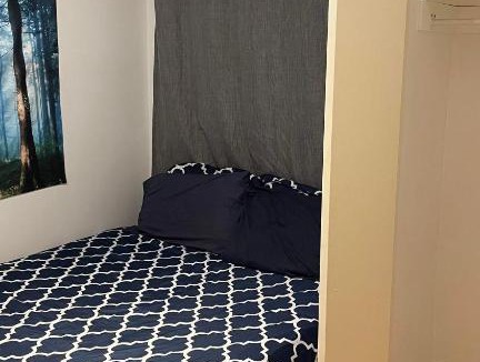 Mile End House | Full Kitchen \ Pet Friendly \ Room B