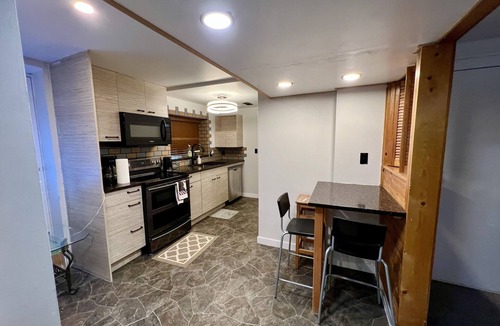 Delta Apartment | Fully AirConditioned Resort Style home living w/Hottub,outdoor shower and pool.