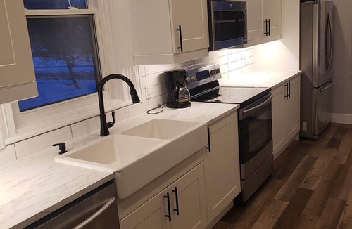 Meaford House | Fully renovated old red brick 3bdr house in Meaford