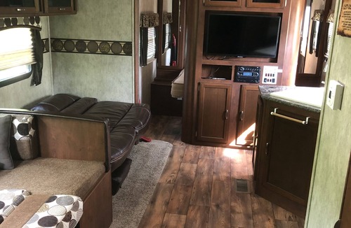 Saint Malo House | Fully serviced camper in St. Malo
