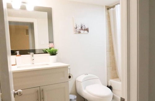 Brantford House | Garden Ave Suite – 3 Mins to Hwy 403