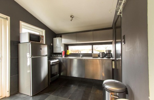 Weesp Apartment | Garden House, Private studio apartment with wifi and free parking for 1 car