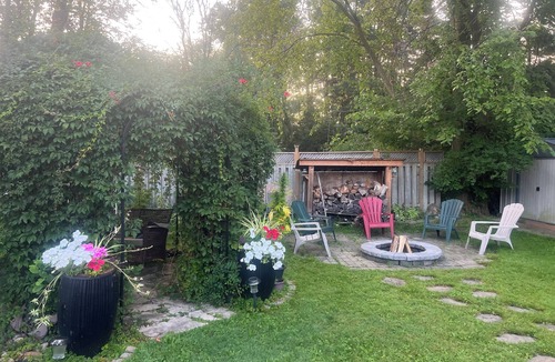 Alcona Apartment | Garden Oasis 2Bed Private Apt. - Walk to Lake Simcoe!