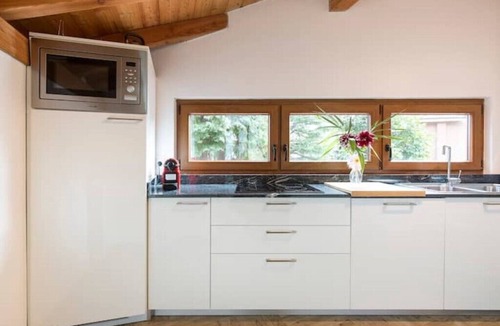 Gonte Apartment | Gardener cottage of Villa Anelli · Ground Floor