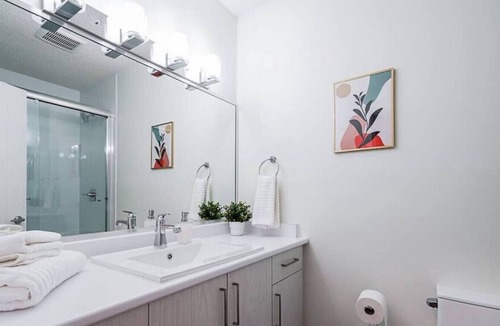Surrey Apartment | Gateway Furnished Apartments Suite Twenty One