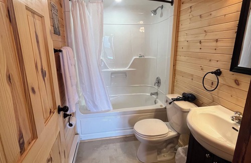 Sandringham Cabin | Gemma's Cottage at Sandringham