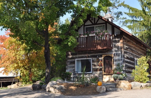 Killaloe Ski Chalet | Gerbers 1870 Chalet - A touch of Bavaria in Canada