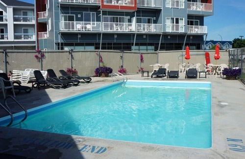 Gimli Condo | Gimli Beach Condos # 2 - Gimli's best location!
