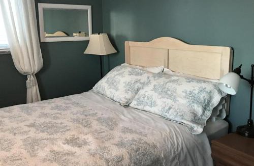 Notre-Dame-du-Portage Bed & Breakfast | Gite Chute Couette Cafe