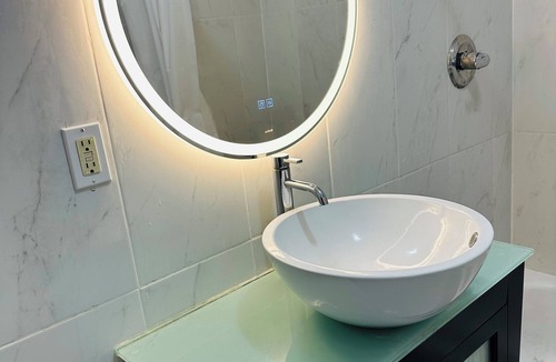 Ville-Emard Hostel | Gite King Hostel