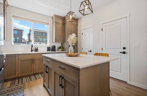 Calgary House | Glacier Ridge Retreat 4BR Home Sleeps 14