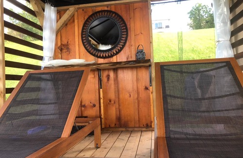 Plantagenet House | Glamping at the Cabana!