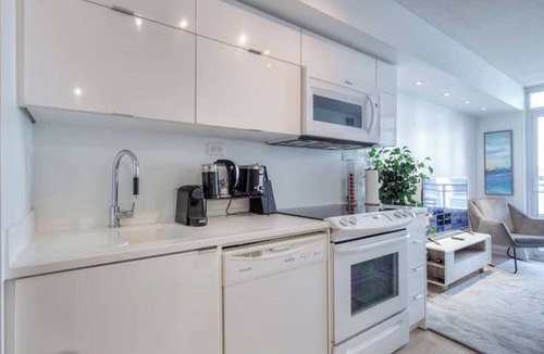 CityPlace Apartment | GLOBALSTAY Modern 3Br Condo w/Balcony DT Toronto