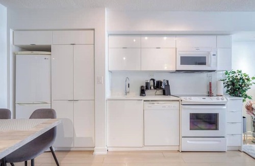 CityPlace Apartment | GLOBALSTAY Modern 3Br Condo w/Balcony DT Toronto