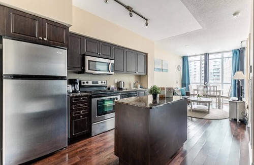 Fort York Condo | GLOBALSTAY. Modern Bright 1Br+DEN Unit in Downtown