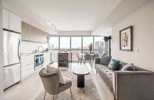Flemingdon Park Apartment | GLOBALSTAY Modern Sonic Way Condos