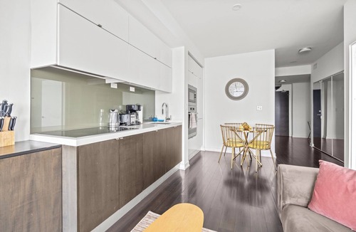 CityPlace Condo | GLOBALSTAY Puff of air over the lake 49 Floor PH 1Bedroom+DEN