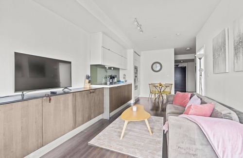 CityPlace Condo | GLOBALSTAY Puff of air over the lake 49 Floor PH 1Bedroom+DEN