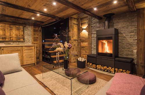 Zermatt Ski Chalet | Gmachje - a cozy Tiny House in Findeln with ski-in/ski-out access