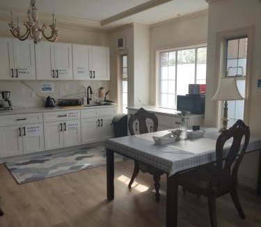 Richmond Bed & Breakfast | Go House