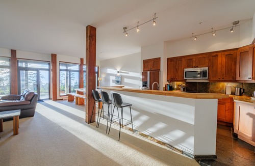 Ucluelet Condo | Goin'Left - Large 3br Retreat with Spectacular Ocean Views
