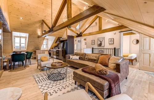 Vieux-Quebec-Cap-Blanc-colline Parlementaire Apartment | Gorgeous 3 Bedroom 2-floor Old Quebec Townhouse