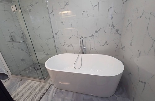 Malton House | Gorgeous Home near Pearson Airport