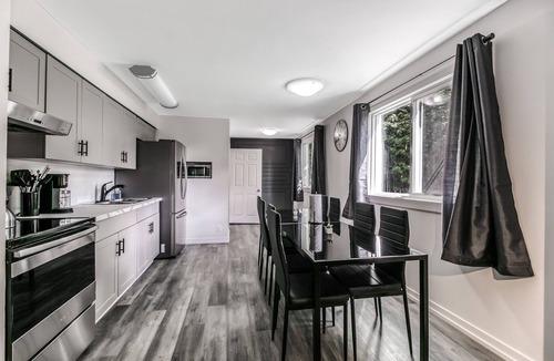 Sudbury House | Gorgeous House in Minnow Lake, 10 minutes from dt
