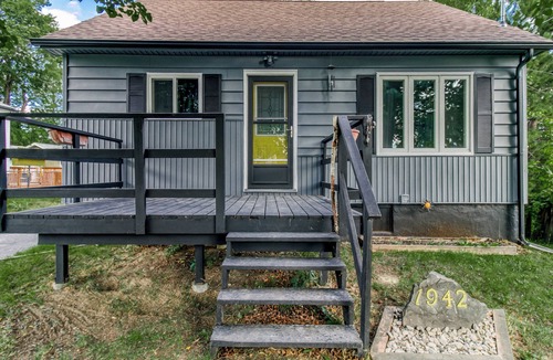 Sudbury House | Gorgeous House in Minnow Lake, 10 minutes from dt