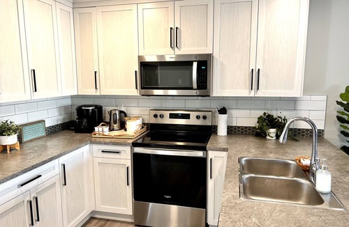 Sylvan Lake House | Gorgeous townhome 5 min walk to the stunning lake.