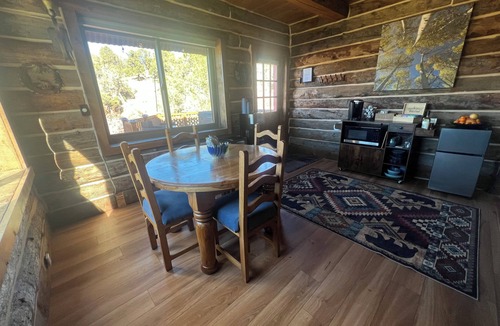 Glenwood Springs Cabin | Gorgeous views and hot tub in 1-bedroom cabin located in Glenwood Springs