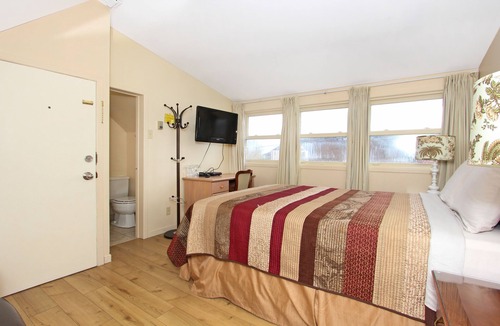 Downtown St. John's House | Gower Guest House