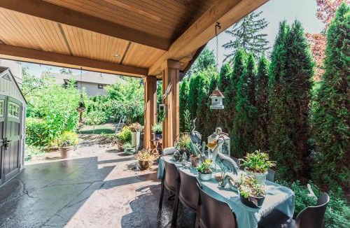 Surrey House | Grace Guest House