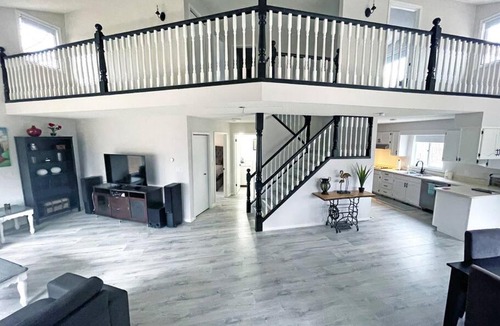 Cayuga House | Grand River Resort Gameroom & Fireplace