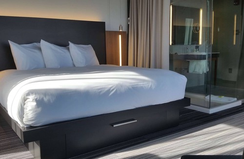 Drummondville Hotel | Grand Times Hotel Drummondville
