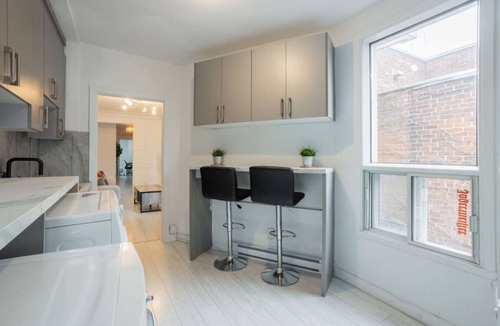 Griffintown Apartment | Grand Urban | 4BR Luxe Loft in Griffintown