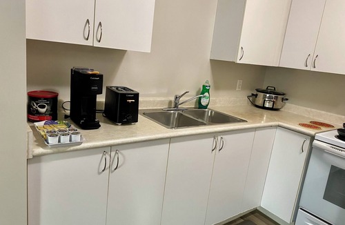 Grande Prairie Apartment | Grande Prairie 2 BR/1 BATH/Furnished/Patio & BBQ/24 hrs scrty camera/Free prking