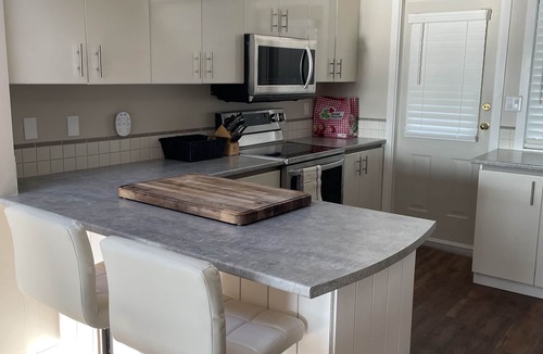 Regional District of Nanaimo Condo | Grandview Ocean Retreat, 2 bedroom, 2 bathroom with beautiful sunset/ocean views
