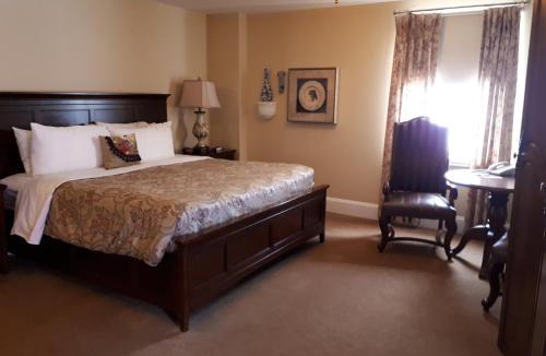 Moose Jaw Hotel | Grant Hall Hotel