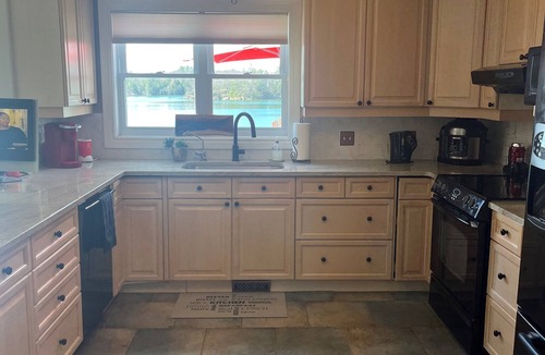 Lansdowne House | Graystone House-Now Renting For Summer 2025!