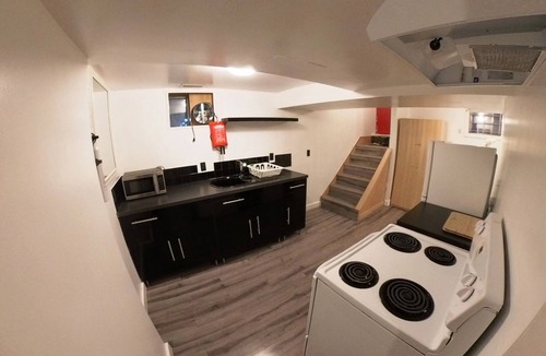 Mission District Apartment | Great basement suite in the Heart of Mission