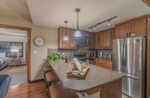 Canmore Condo | Grotto Mountain Guesthouse